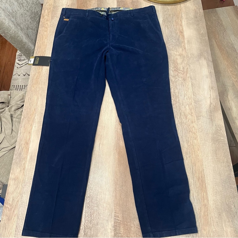 Meyer Men’s Blue Bonn Dark Blue with Gold Pockets Size 42/34 NWT